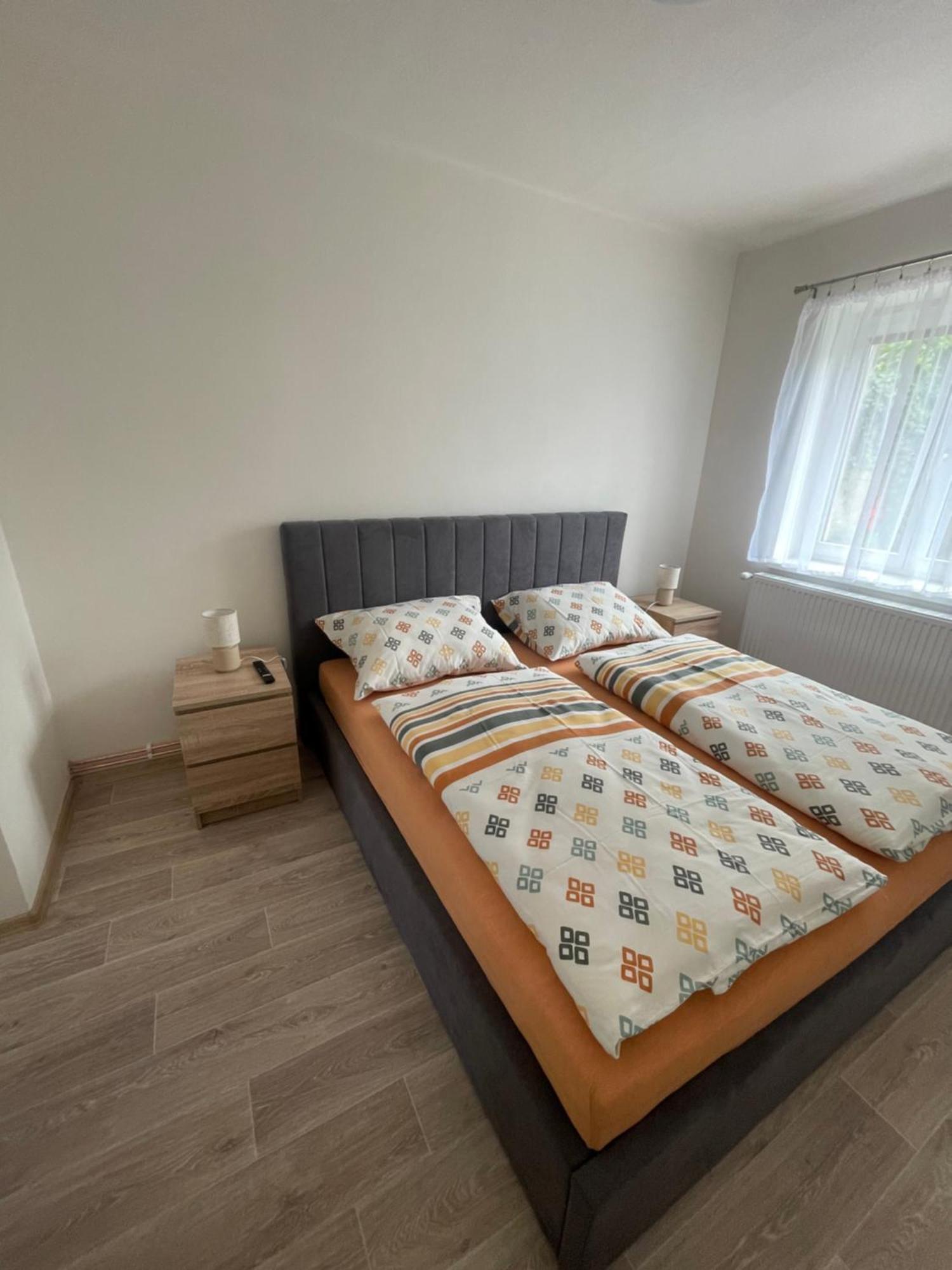 Apartmany Ferie Decin Eksteriør billede